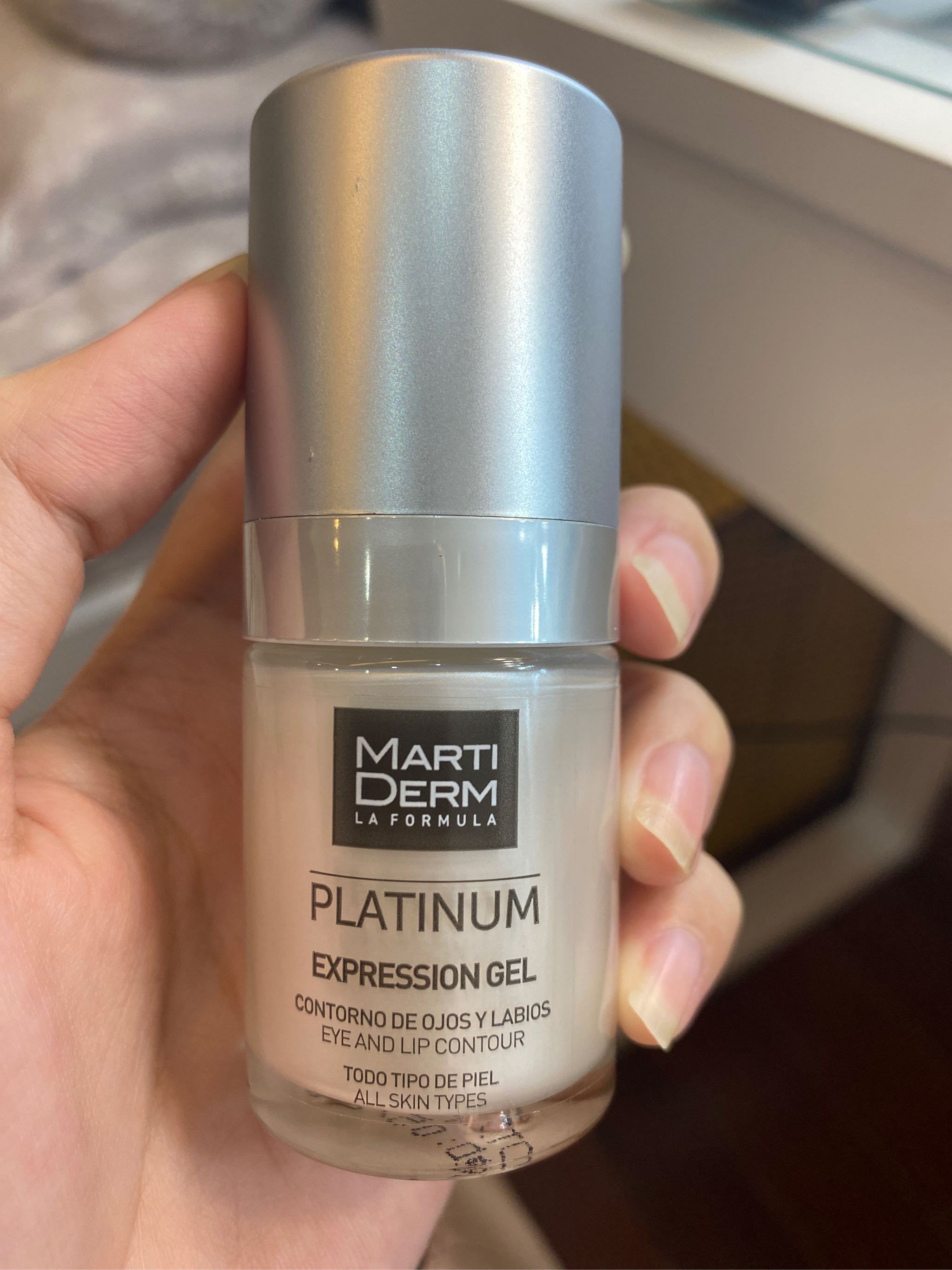 Gel giảm nếp nhăn mắt và môi MartiDerm Platinum Expression Gel 15ml - Ngăn ngừa lão hóa, làm căng da, tăng cường collagen, phù hợp mọi loại da