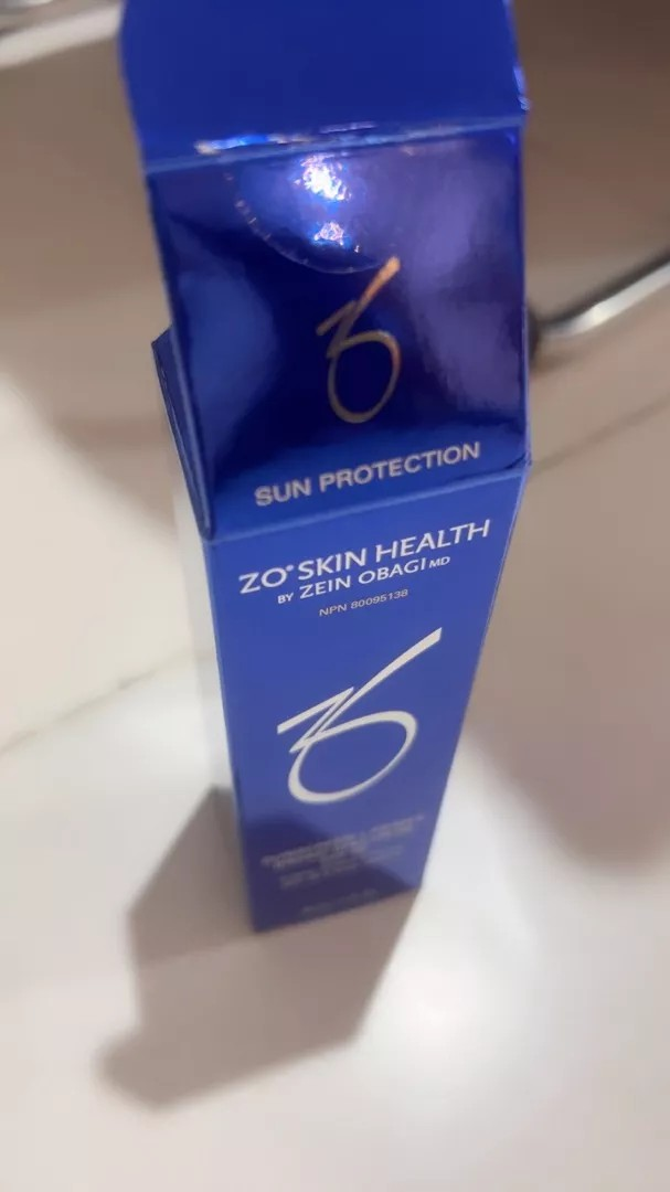Kem Chống Nắng ZO Skin Health SPF30 - Dưỡng Da và Lớp Nền Chống Nắng Mỏng Nhẹ, Bảo Vệ Da Khỏi Tia UV, Mỹ 30ml