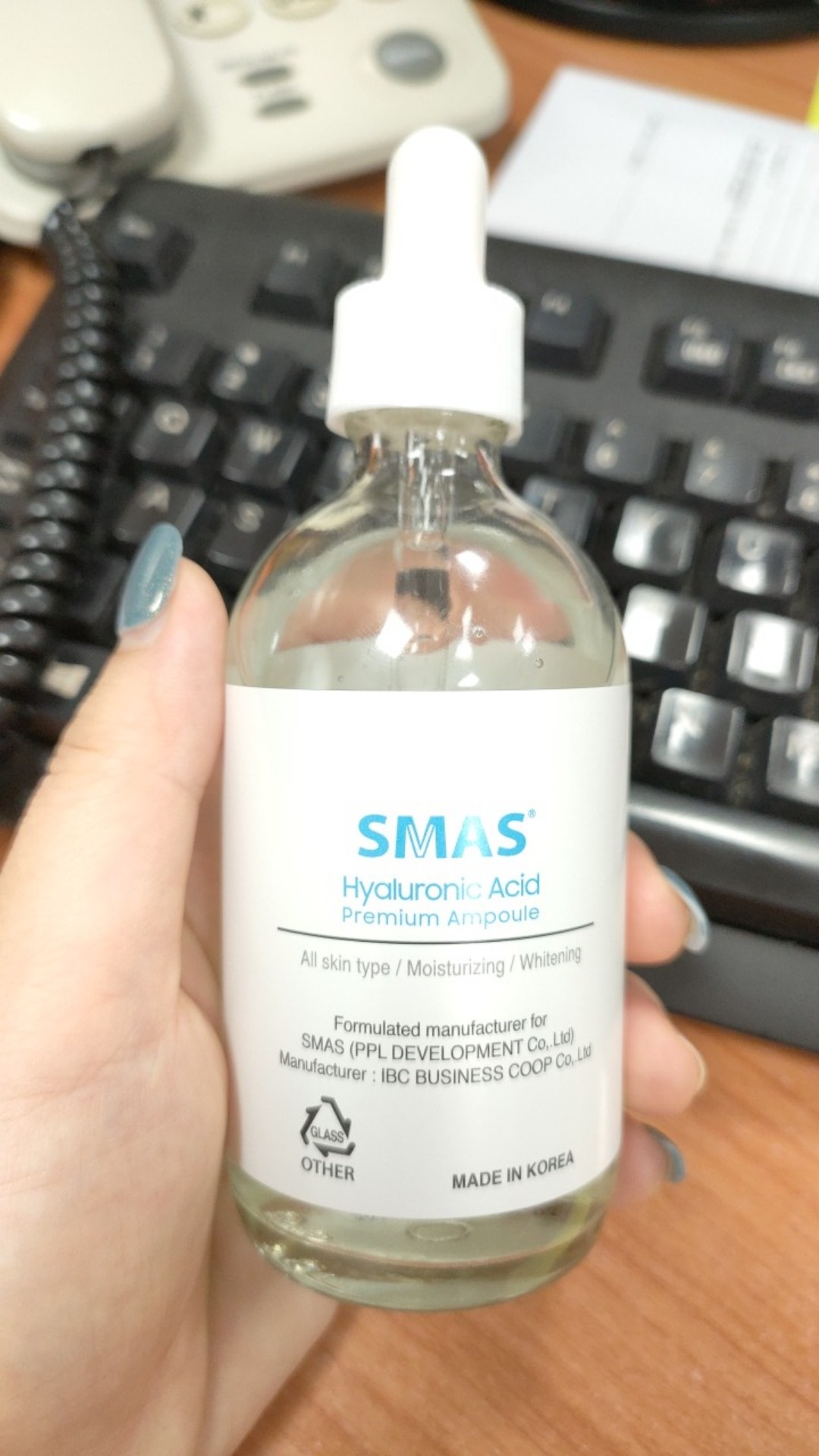 Serum Smas HA Plus 100ml - Dưỡng ẩm sâu và làm sáng da với Hyaluronic Acid - Chăm sóc da mịn màng, căng bóng từ thương hiệu Hàn Quốc