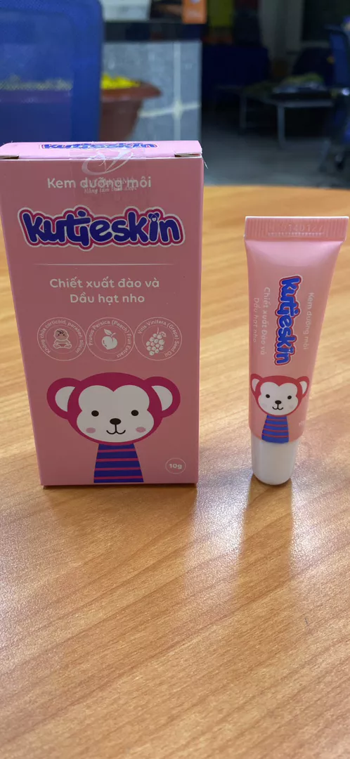 Kem Dưỡng Môi Cho Mẹ Và Bé Kutieskin 10g - Dưỡng Ẩm, Không Chứa Silicone, Paraben, Phục Hồi Môi Khô Nẻ, Chiết Xuất Tự Nhiên