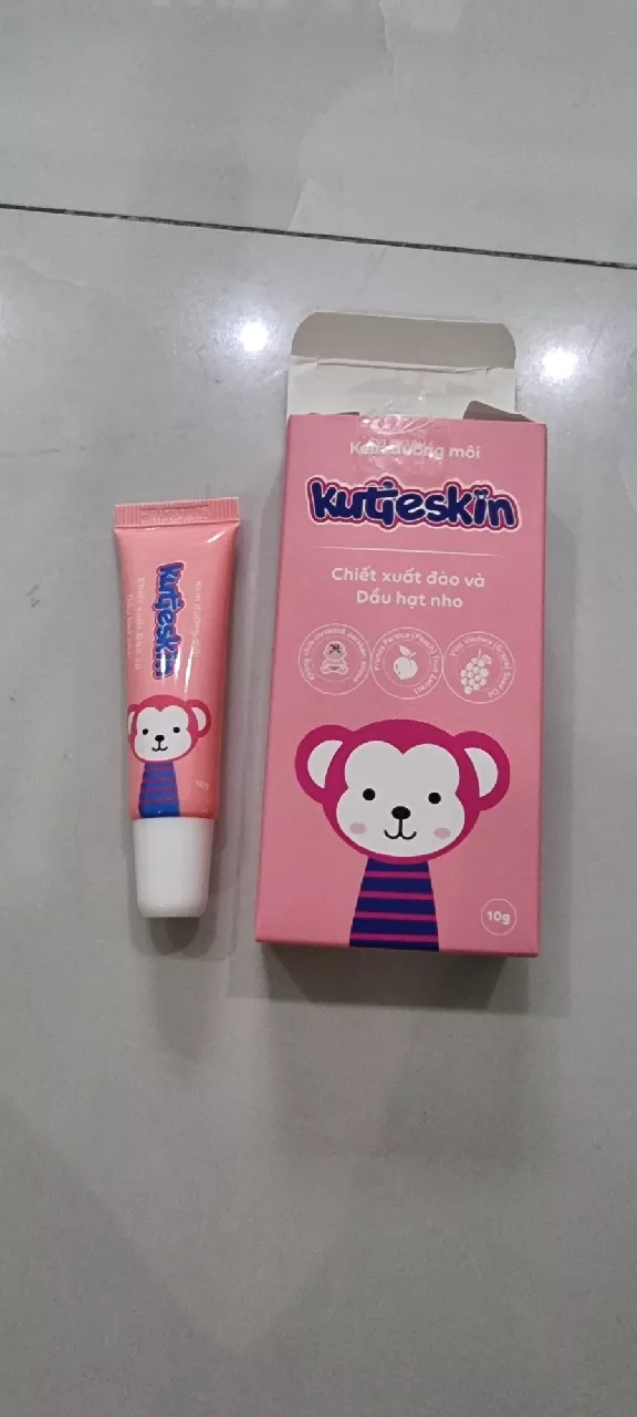 Kem Dưỡng Môi Cho Mẹ Và Bé Kutieskin 10g - Dưỡng Ẩm, Không Chứa Silicone, Paraben, Phục Hồi Môi Khô Nẻ, Chiết Xuất Tự Nhiên