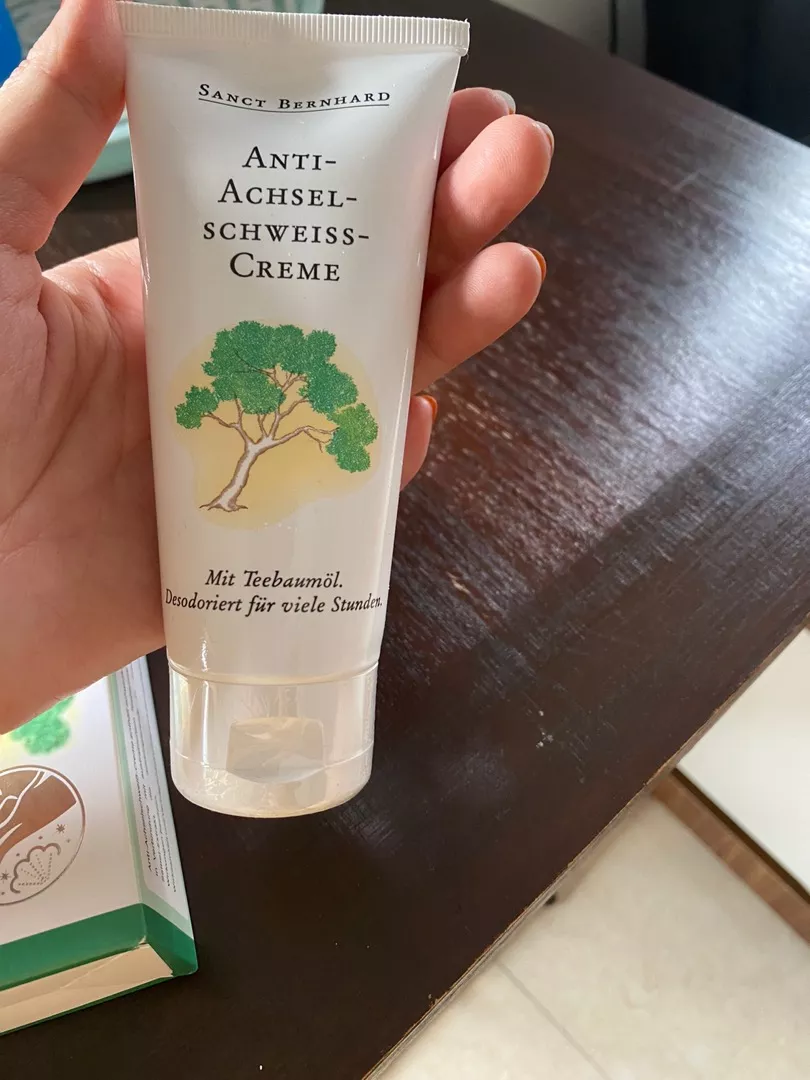Kem khử mùi thảo mộc Sanct Bernhard Anti Achsel Schweiss 100ml - Ngăn mồ hôi và kháng khuẩn, se lỗ chân lông hiệu quả