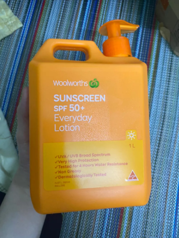 Kem chống nắng toàn thân Woolworths Everyday Sunscreen SPF50+ - Bảo vệ da hiệu quả, cấp ẩm nhẹ, chịu nước 4 giờ, hàng nội địa Úc