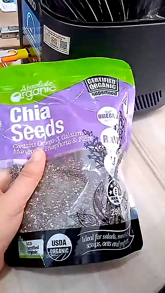 Hạt Chia Úc Absolute Organic 1Kg - Giảm Cân, Hỗ Trợ Tiểu Đường, Tăng Cường Sức Khỏe, Nguồn Omega 3 Tự Nhiên