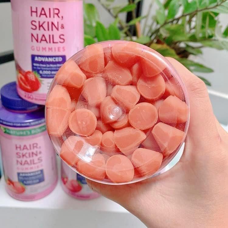 Kẹo Dẻo Nature's Bounty Hair Skin Nails Gummies - Bổ Sung Đẹp Da, Tóc, Móng, Hương Vị Ngon Miệng, Hỗ Trợ Sức Khỏe Rạng Rỡ