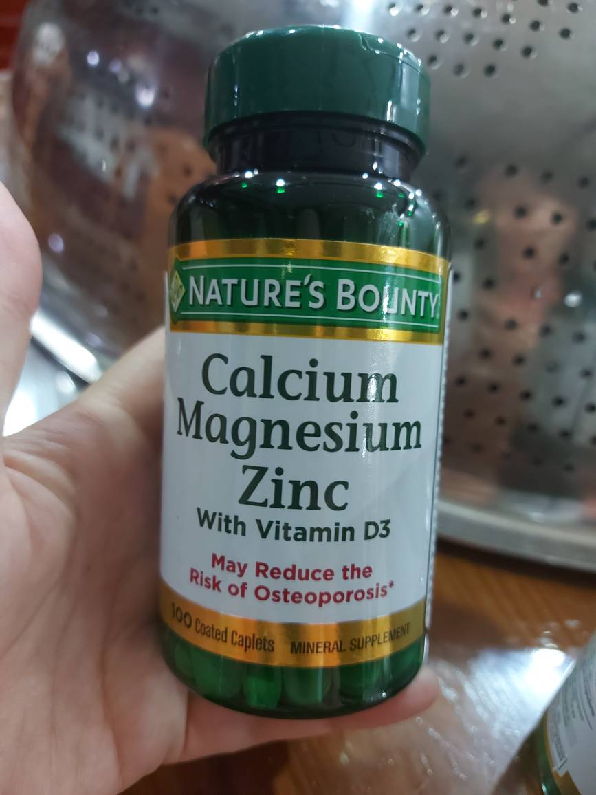 Viên uống Nature's Bounty Calcium Magnesium Zinc With D3 - Hỗ trợ xương khớp chắc khỏe, chứa Canxi, Magie, Kẽm và Vitamin D3, 100 viên