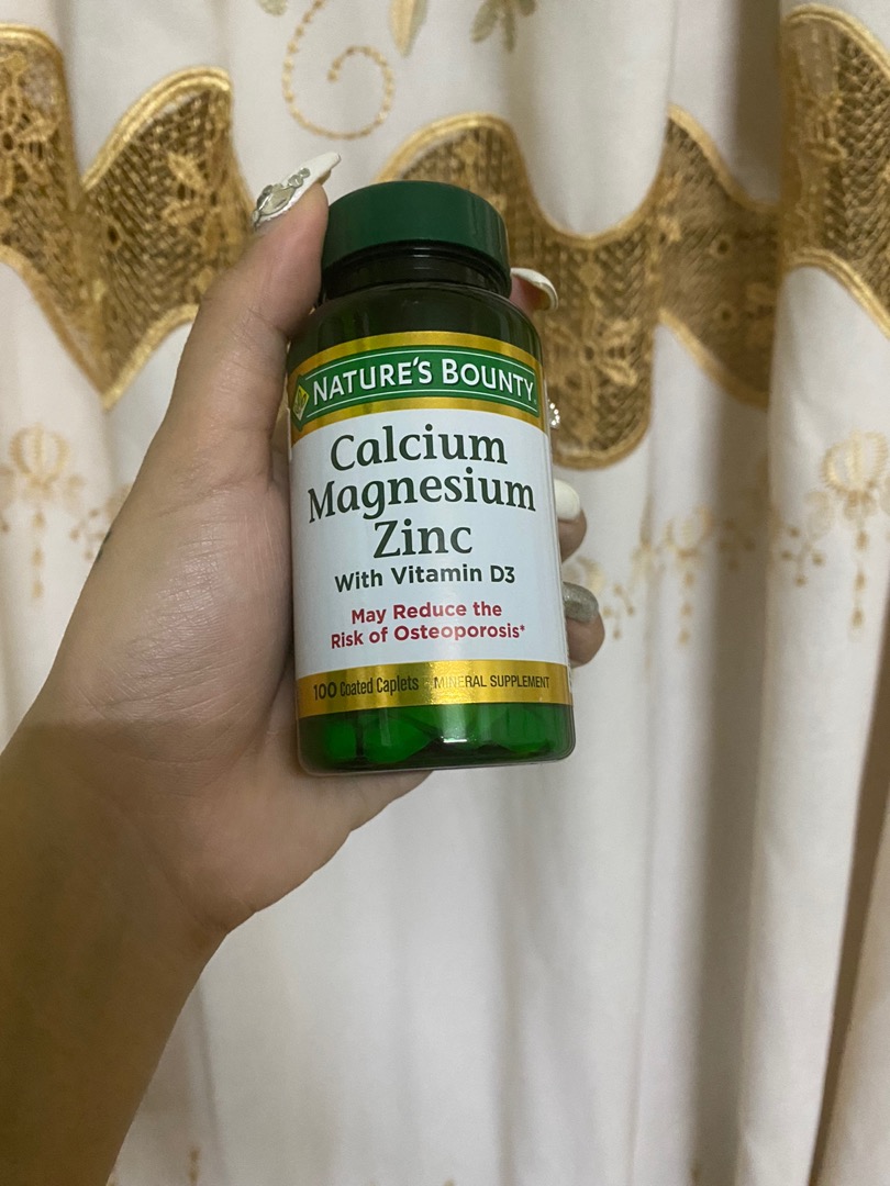 Viên uống Nature's Bounty Calcium Magnesium Zinc With D3 - Hỗ trợ xương khớp chắc khỏe, chứa Canxi, Magie, Kẽm và Vitamin D3, 100 viên