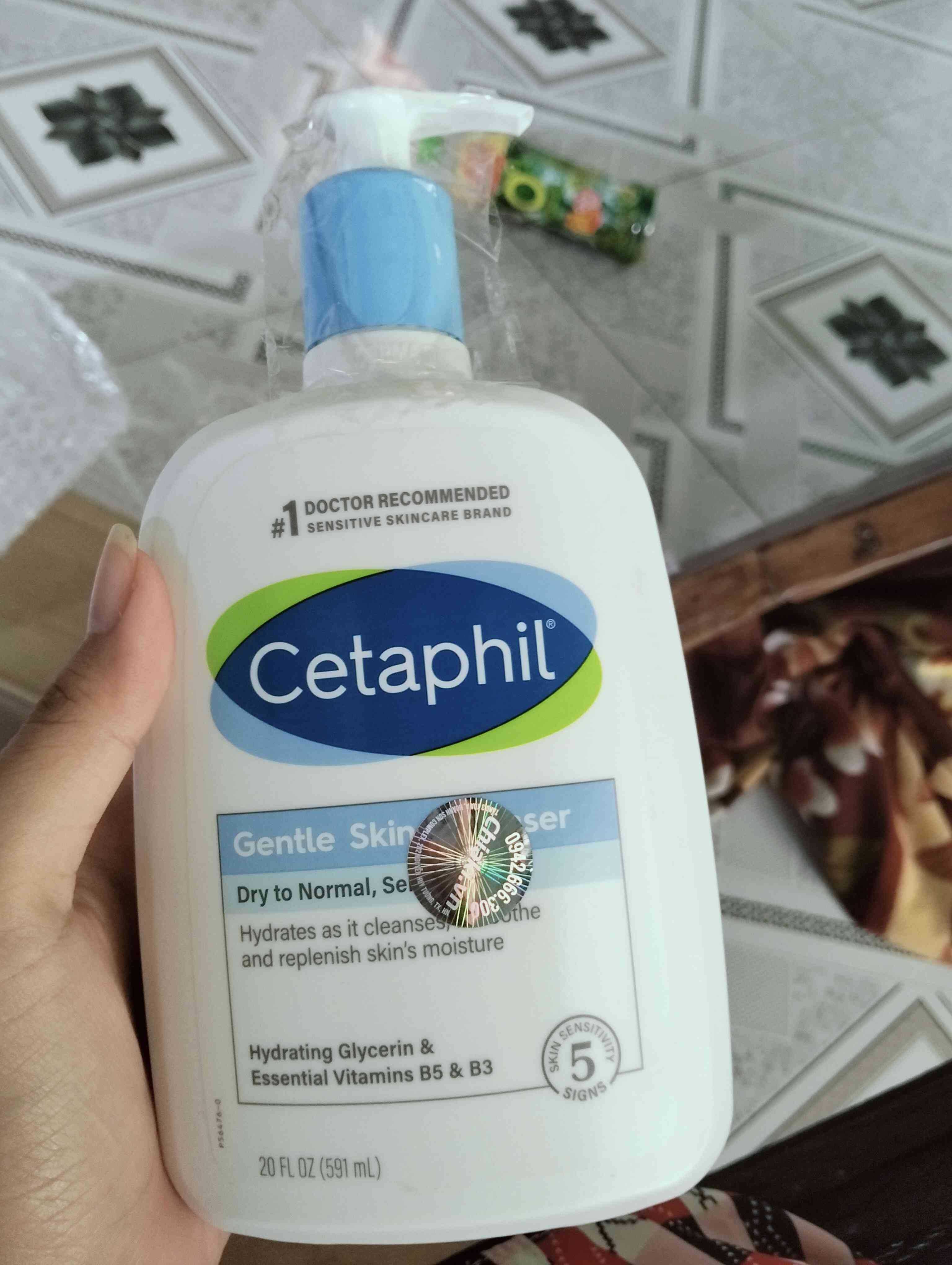 Sữa rửa mặt Cetaphil Gentle Skin Cleanser 473ml - Dành cho mọi loại da và độ tuổi, không gây kích ứng, dưỡng ẩm tự nhiên, chính hãng.
