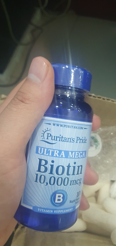 (Xách tay) Viên uống Biotin Ultra Mega 10,000mcg Puritan's Pride - Hỗ trợ giảm rụng tóc, đẹp da, tăng cường sức khỏe cho tóc và da 100 viên Mỹ chính hãng