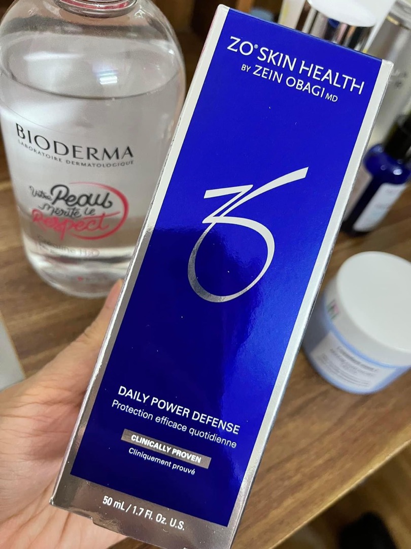 Kem Dưỡng Phục Hồi Da Zo Skin Health Daily Power Defense 50ml - Chống Oxy Hóa, Cải Thiện Nếp Nhăn, Tái Tạo Da, Thích Hợp Mọi Loại Da