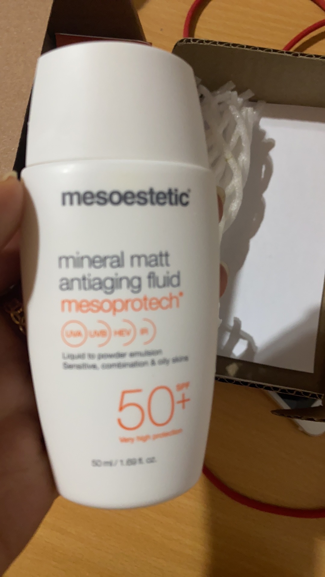 Kem Chống Nắng Mesoestetic Mineral Matt Antiaging Fluid SPF50+ - Dưỡng Da, Chống Nắng Hiệu Quả Cho Da Dầu, Nhạy Cảm, Không Bí Da 50ml