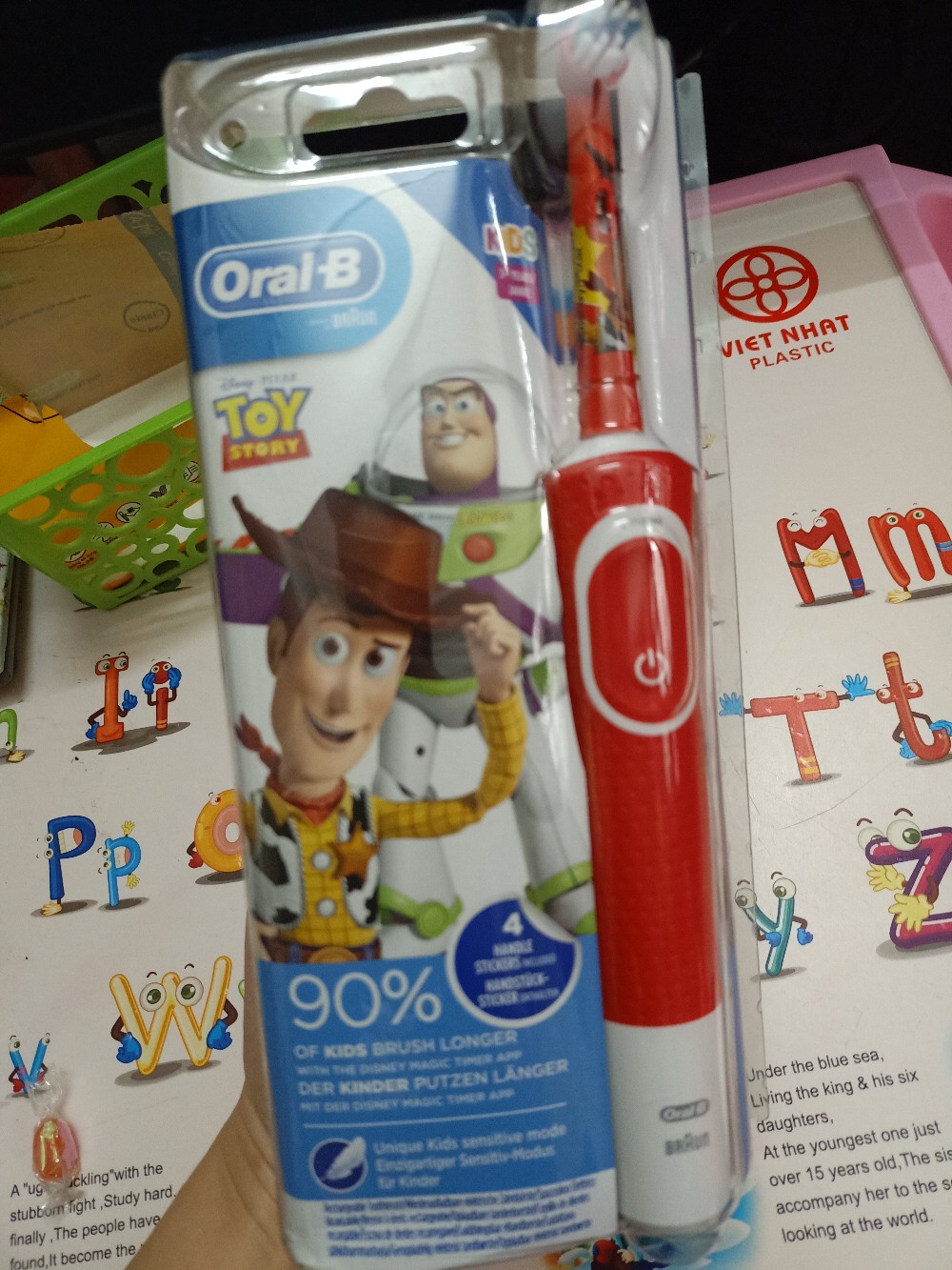 Bàn Chải Điện Oral-B Stages Power Cars Cho Bé Trai - Đánh Răng Hiệu Quả, Tiêu Chuẩn Châu Âu, Dành Cho Trẻ Từ 3 Tuổi