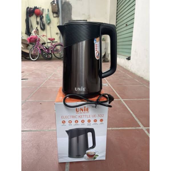 Ấm Siêu Tốc UNIE UE-302 - Dung Tích 1,8L, Công Suất 1800W, Đun Nước Nhanh Chóng, Tiết Kiệm Điện - Thích Hợp Cho Nhà Bếp Hiện Đại