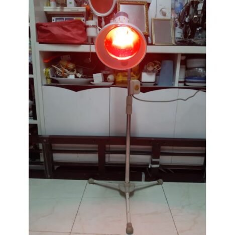 Đèn Gù Hồng Ngoại Xông Ấm TNE Chân Cao 1.7m - Thiết Bị Chăm Sóc Sức Khỏe Hiện Đại, Điều Chỉnh Chiều Cao, Không Thoát Nhiệt