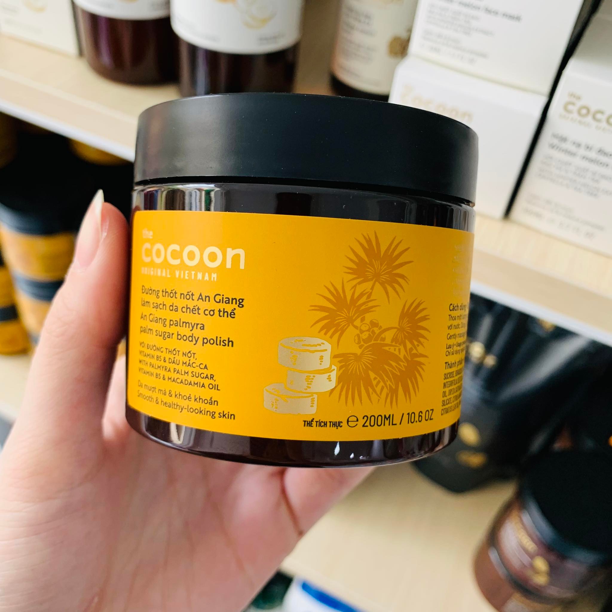 Tẩy da chết body đường thốt nốt Cocoon An Giang - Palmyra Palm Sugar Body Polish tự nhiên, dưỡng ẩm và làm mềm da 200ml