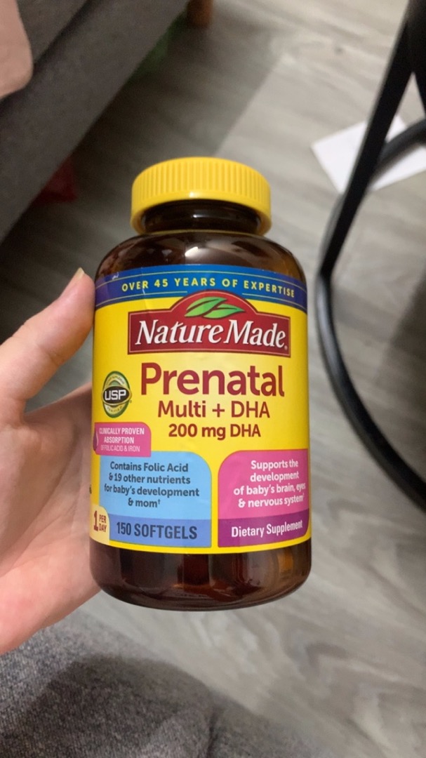 Vitamin tổng hợp dành cho bà bầu Nature Made Prenatal Folic Acid + DHA - 150 viên hỗ trợ sức khỏe mẹ và sự phát triển thai nhi, ngăn dị tật ống thần kinh.