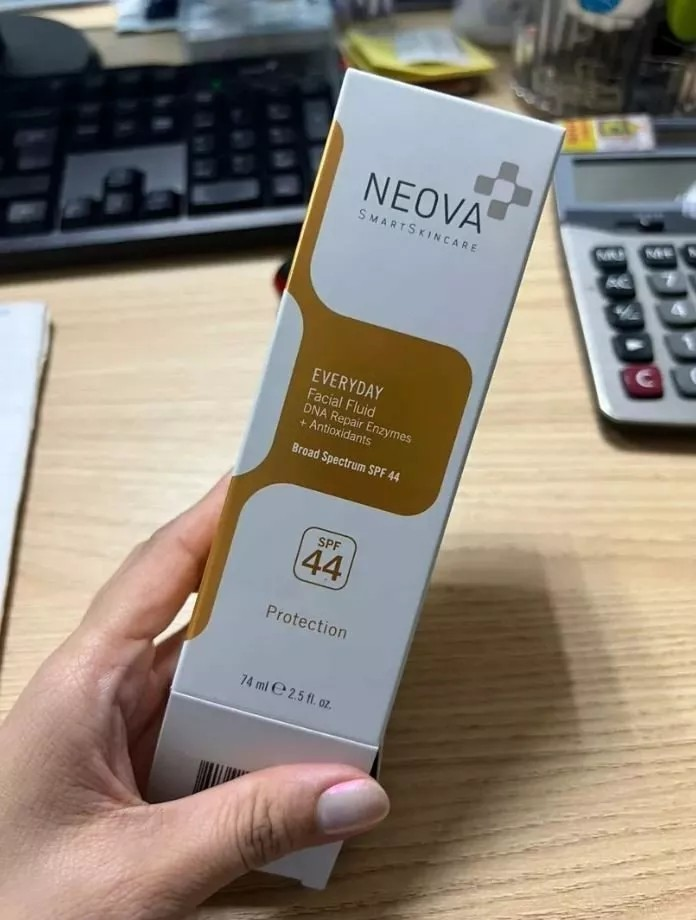 Kem Chống Nắng Neova Everyday SPF44 - Bảo Vệ Da Chống UVA/UVB, Dưỡng Ẩm, Không Màu, Không Dầu, Sản Phẩm Chăm Sóc Da Hàng Ngày