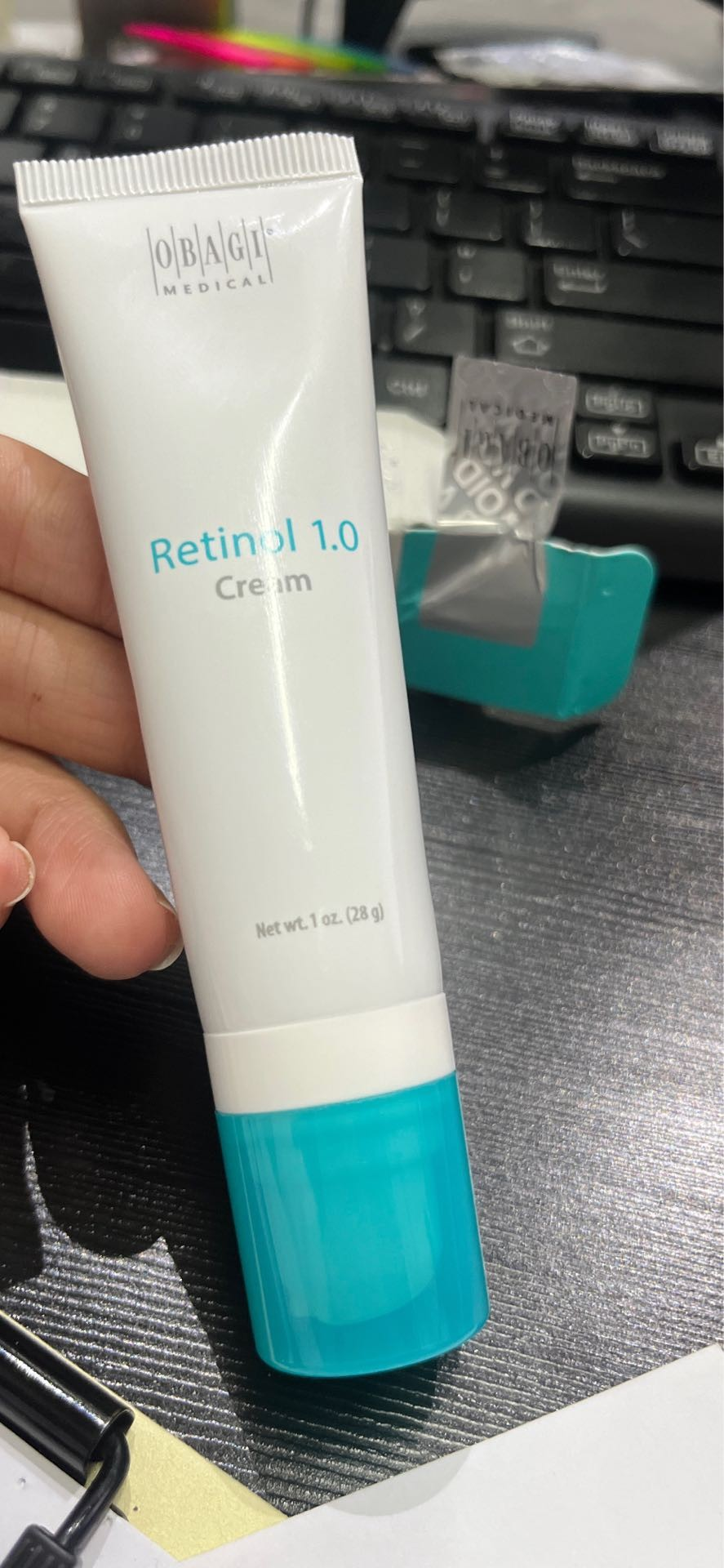 Kem Trị Mụn Obagi Retinol 1.0 - Giúp Làm Sáng Da, Chống Lão Hóa, Dưỡng Ẩm Hiệu Quả, Phù Hợp Cho Da Dầu, Da Thường, 28g