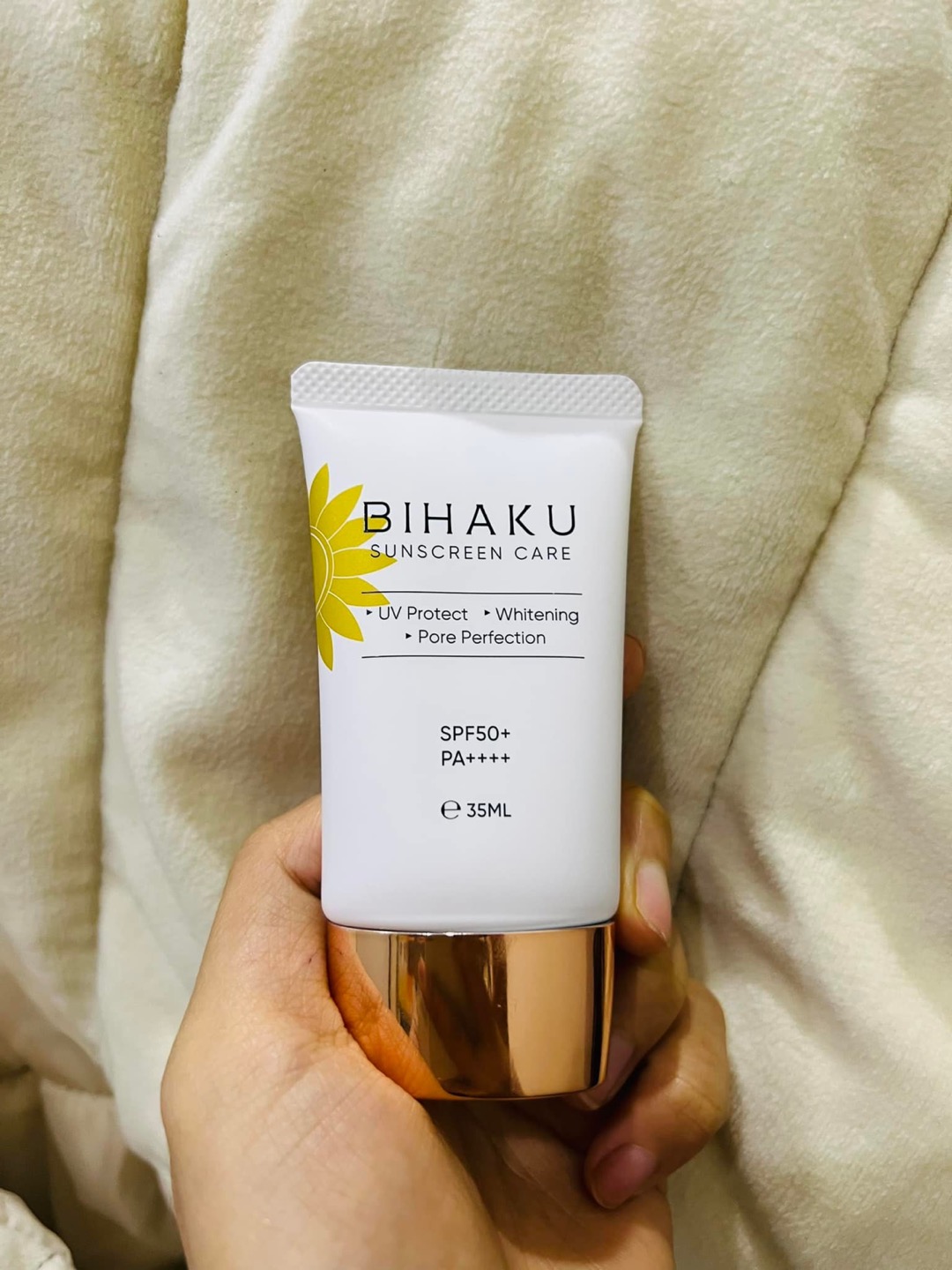Kem Chống Nắng Bihaku Sunscreen Care SPF 50+ PA++++ - Bảo Vệ Da, Nâng Tone, Dành Cho Da Nhạy Cảm, 35ml