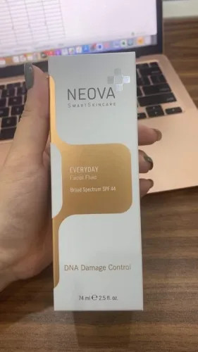 Kem Chống Nắng Neova Everyday SPF44 - Bảo Vệ Da Chống UVA/UVB, Dưỡng Ẩm, Không Màu, Không Dầu, Sản Phẩm Chăm Sóc Da Hàng Ngày