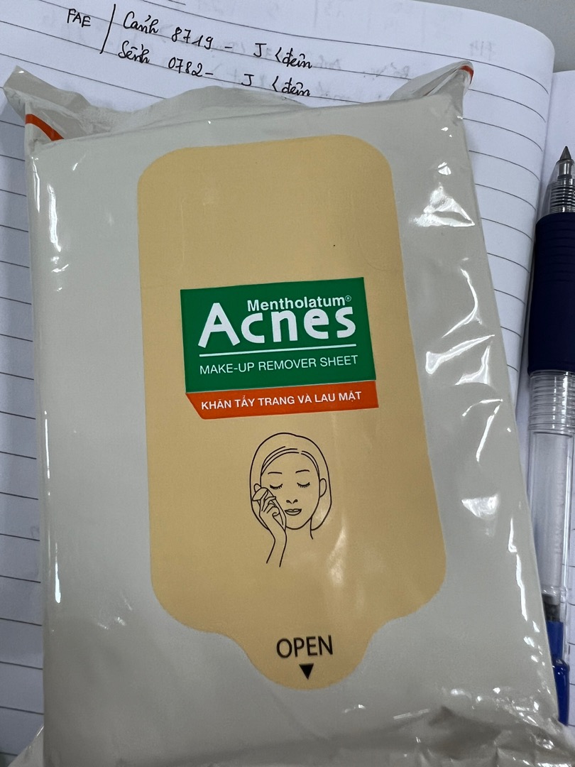 Khăn Giấy Tẩy Trang Acnes Make Up Remover Sheet - 20 Miếng, Kháng Khuẩn, Dưỡng Ẩm, Tiện Lợi Cho Mọi Loại Da