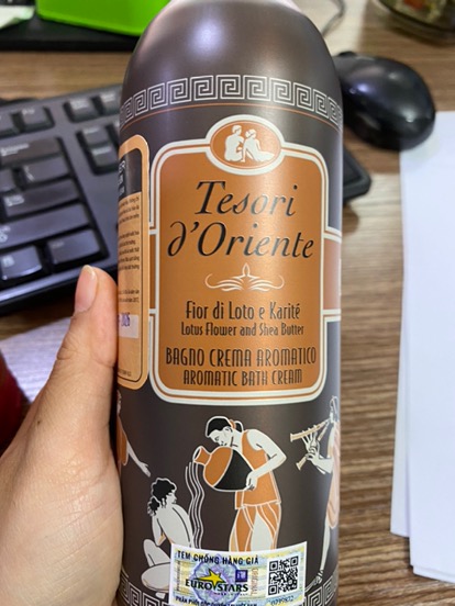 Sữa Tắm Nước Hoa Tesori D’Oriente 500ml - Dưỡng Ẩm Độc Đáo, Hương Nước Hoa Quyến Rũ Từ Ý, Sản Phẩm Chăm Sóc Da Chính Hãng