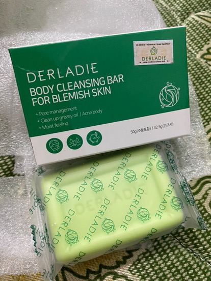 Xà Phòng Derladie Giảm Mụn Cơ Thể - Cleansing Bar Hỗ Trợ Sạch Lỗ Chân Lông, Cải Thiện Da Mụn, Chiết Xuất Thiên Nhiên, 50g