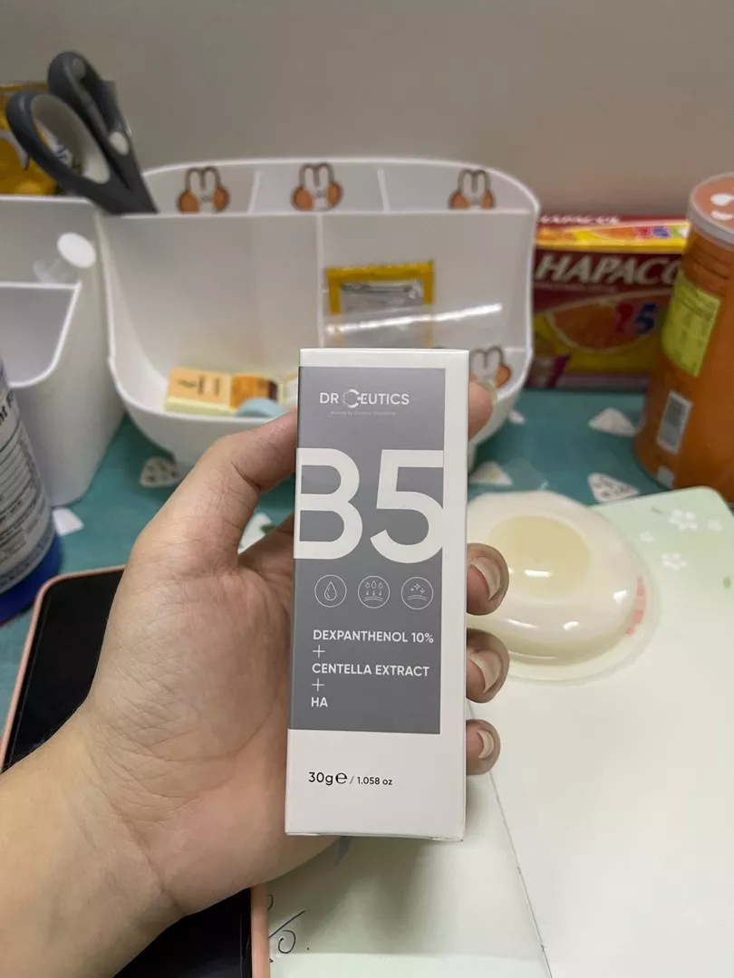 Serum B5 DrCeutics Dexpanthenol 10% - Cấp ẩm & Phục hồi da - Chiết xuất rau má & Hyaluronic Acid - Dưỡng da khỏe mạnh, mềm mịn