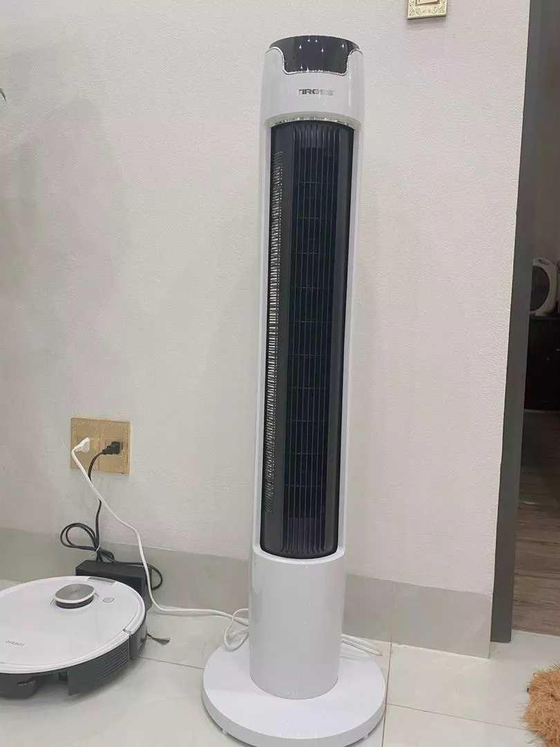 Quạt Tháp Điều Khiển Tiross TS9181 - Thiết Kế Sang Trọng, 3 Chế Độ Gió, 6 Tốc Độ, Phù Hợp Với Gia Đình Có Trẻ Nhỏ và Người Già