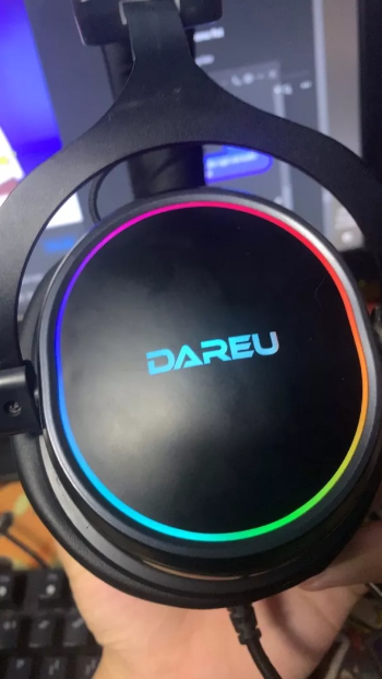 Tai Nghe Gaming Dareu EH925 Black Red RGB - Mic Liền, Âm Thanh 7.1, LED 16.8 Triệu Màu, Chất Lượng Cao Cho Game Thủ