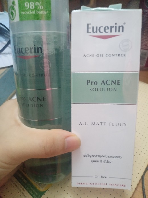 Nước Cân Bằng Eucerin Pro Acne Solution Toner 200ml - Dành Cho Da Nhờn Mụn, Làm Sạch Dịu Nhẹ, Se Khít Lỗ Chân Lông