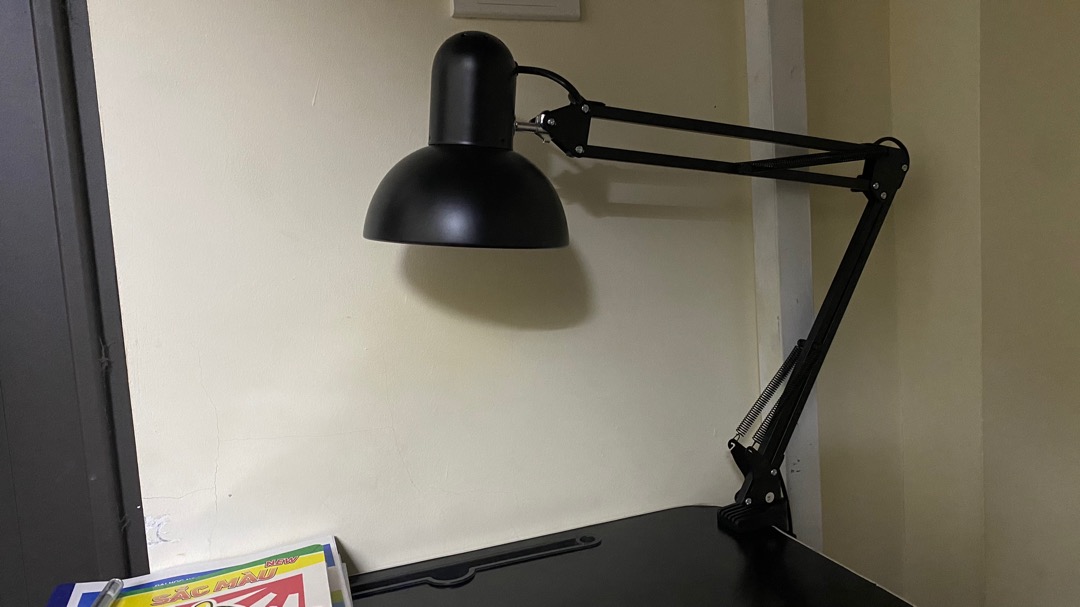 Đèn Bàn Gấp Gọn PIXAR LED Chống Cận Kèm Kẹp - Thiết Kế Thông Minh, Nhiều Màu Sắc, Thay Thế Bóng Dễ Dàng