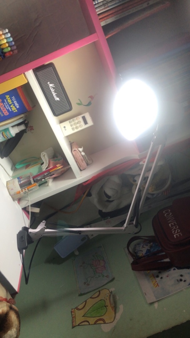 Đèn Bàn Gấp Gọn PIXAR LED Chống Cận Kèm Kẹp - Thiết Kế Thông Minh, Nhiều Màu Sắc, Thay Thế Bóng Dễ Dàng
