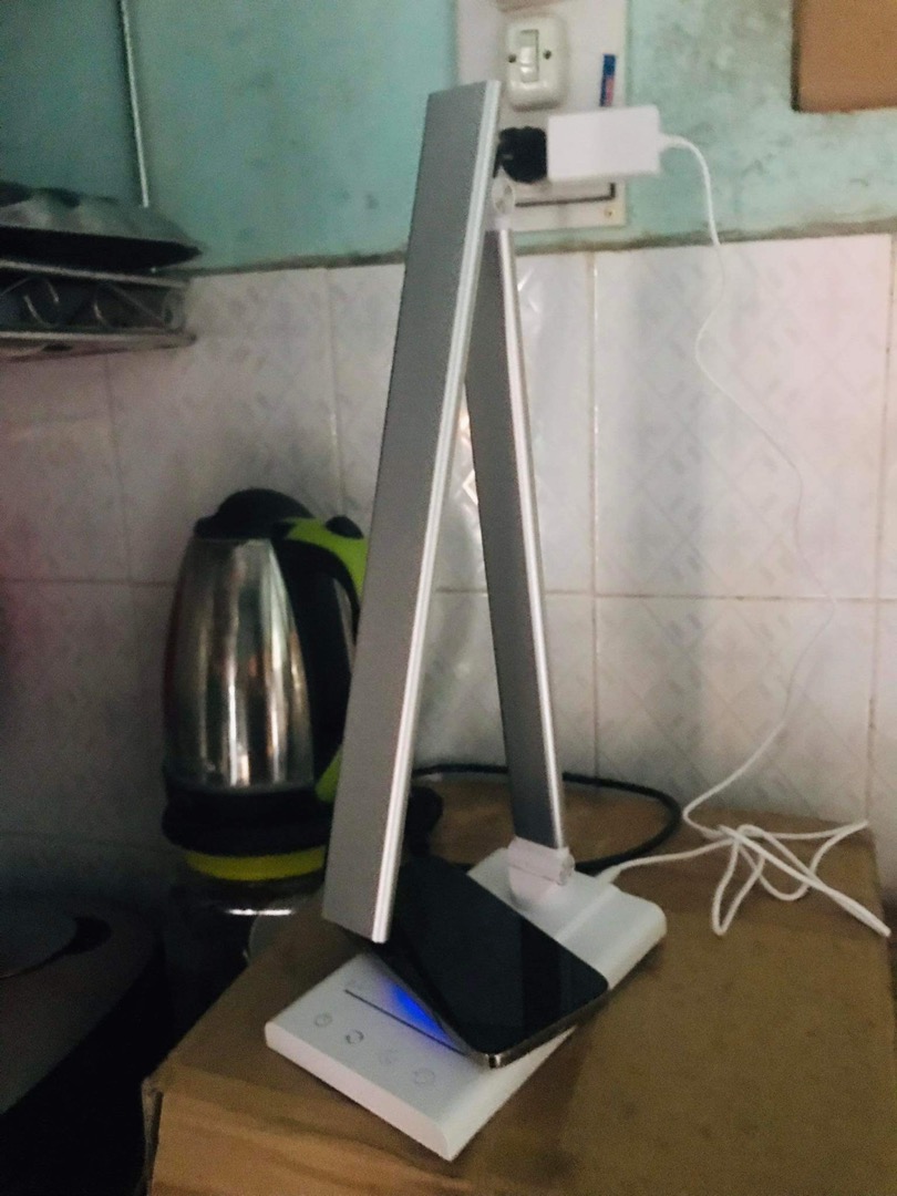 Đèn Bàn LED Cảm Ứng MITARY - Đèn Học Chống Cận, Sạc Điện Thoại Không Dây, Hẹn Giờ Tắt, Đa Tính Năng, Tiết Kiệm Điện