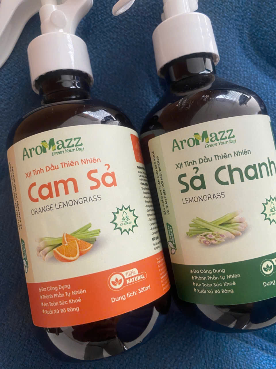 Xịt Khử Mùi Tủ Lạnh AroMazz 300ml - Tinh Dầu Thiên Nhiên, Khử Mùi, Xua Đuổi Côn Trùng, Hương Thơm Tươi Mát, Sử Dụng Hàng Ngày