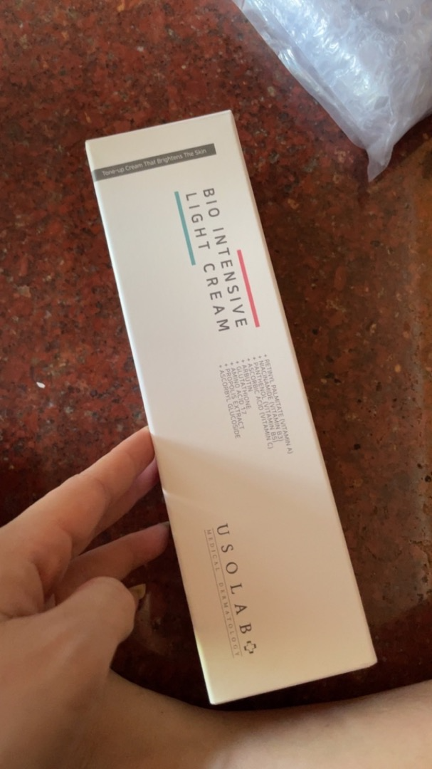 Kem truyền trắng da body Usolab Bio Intensive Light Cream - Dưỡng trắng da chuyên dụng, nâng tone da tự nhiên, hiệu quả trong 2 tuần, 250ml