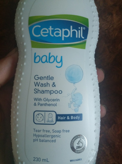 Sữa Tắm, Gội Toàn Thân Cetaphil Cho Bé 230ml - Dầu Hạt Hạnh Nhân, Dịu Nhẹ, Không Cay Mắt, Dưỡng Ẩm Da Cho Trẻ Sơ Sinh