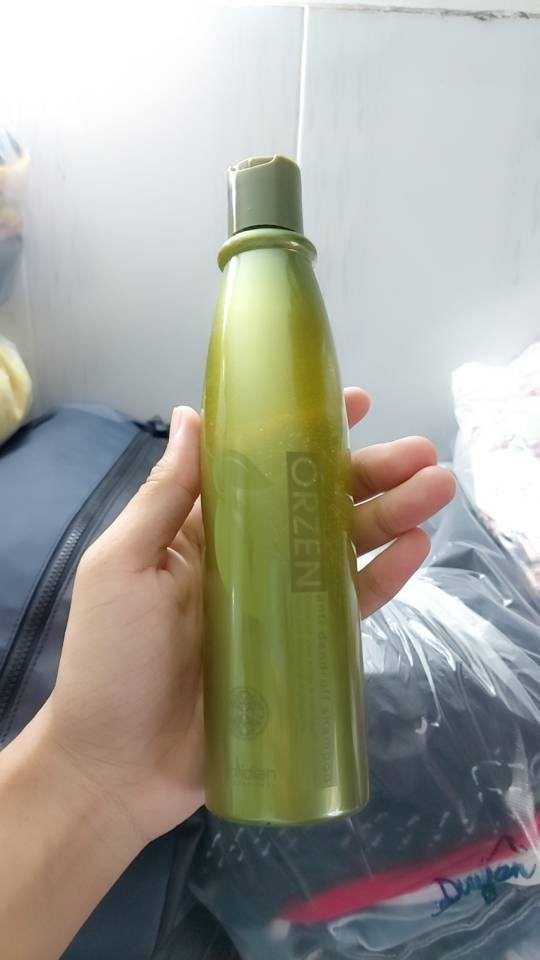 Dầu Gội Trị Gàu Orzen Hàn Quốc 320ml - Hỗ Trợ Ngăn Ngừa Vảy Nến Da Đầu Chiết Xuất Thiên Nhiên, Vitamin C Bổ Sung, Sạch Gàu