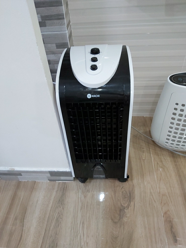 Quạt Điều Hòa Kachi MK202 - Tiết Kiệm Năng Lượng 75W, Làm Mát Hiệu Quả, Bình Chứa Nước 4L, Hàng Gia Dụng Thông Minh