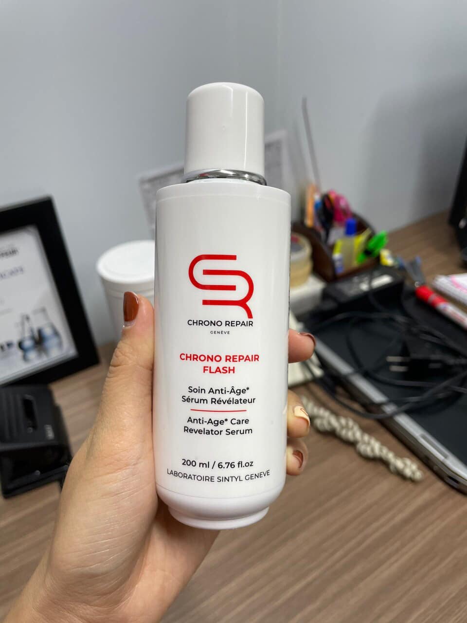 Serum phục hồi da chống lão hóa Physiodermie Chrono Repair Flash 200ml - Dưỡng ẩm sâu và tái tạo da sau laser, lăn kim