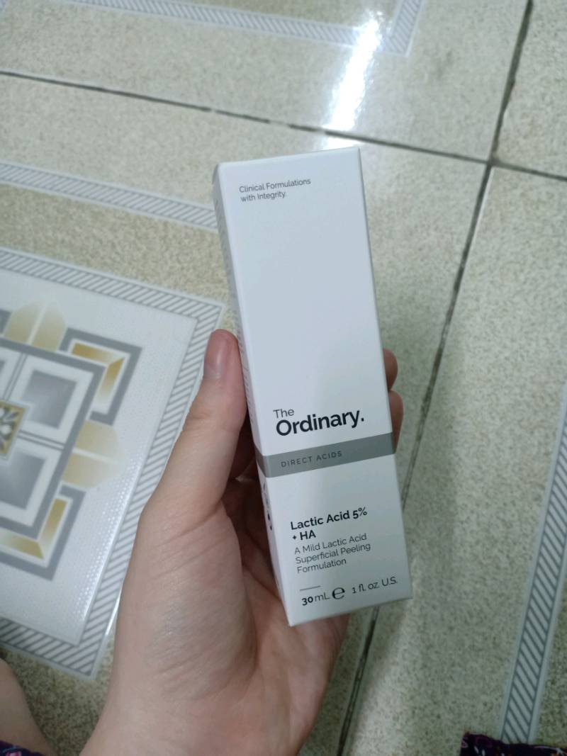 Serum The Ordinary Acid Lactic 5% + HA 30ml - Tẩy Da Chết, Cấp Nước, Làm Sáng Da, Giảm Nếp Nhăn, Dưỡng Ẩm Da Mịn Màng