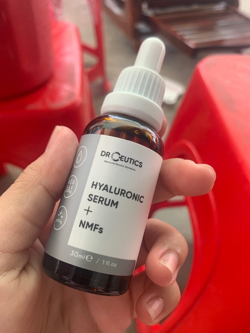 Serum Cấp Ẩm Hyaluronic Acid + NMFs DrCeutics - Dưỡng Ẩm Sâu, Mịn Màng, Da Căng Mướt 30ml