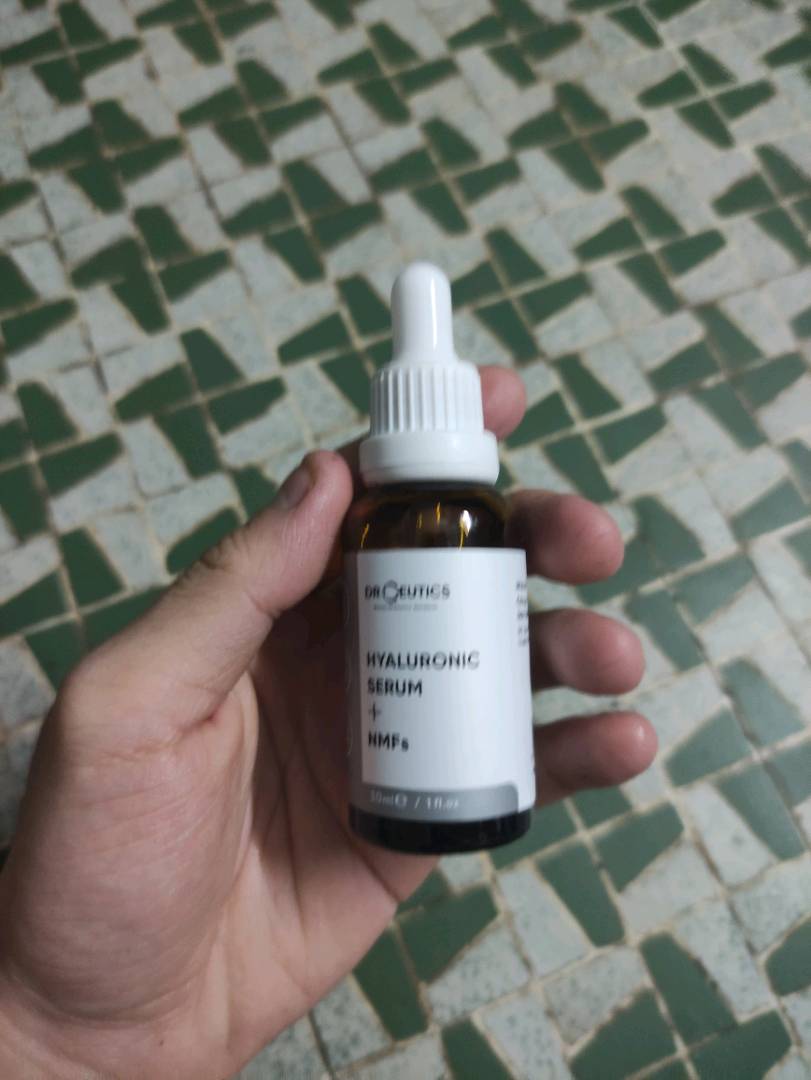 Serum Cấp Ẩm Hyaluronic Acid + NMFs DrCeutics - Dưỡng Ẩm Sâu, Mịn Màng, Da Căng Mướt 30ml
