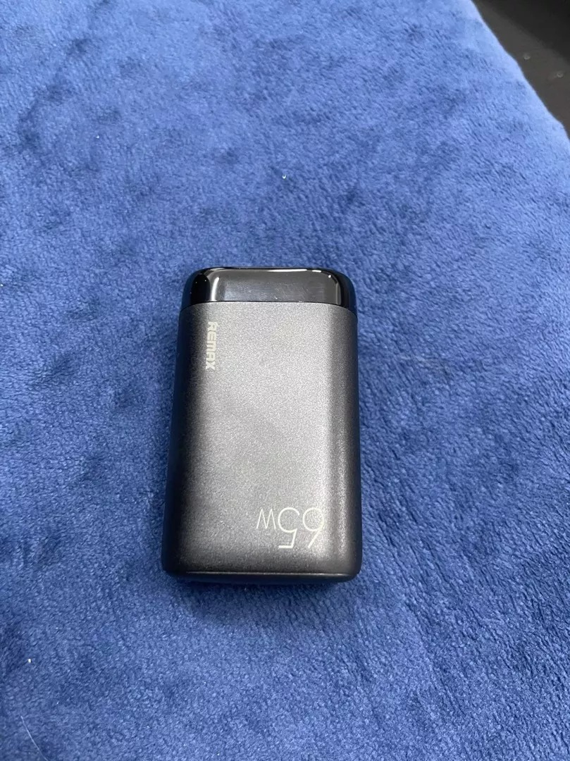 Củ Sạc Nhanh 3 Cổng Remax RP-U55 65W - Sạc Cùng Lúc 3 Thiết Bị, Hỗ Trợ USB-C và USB-A, Phù Hợp Điện Thoại và Laptop
