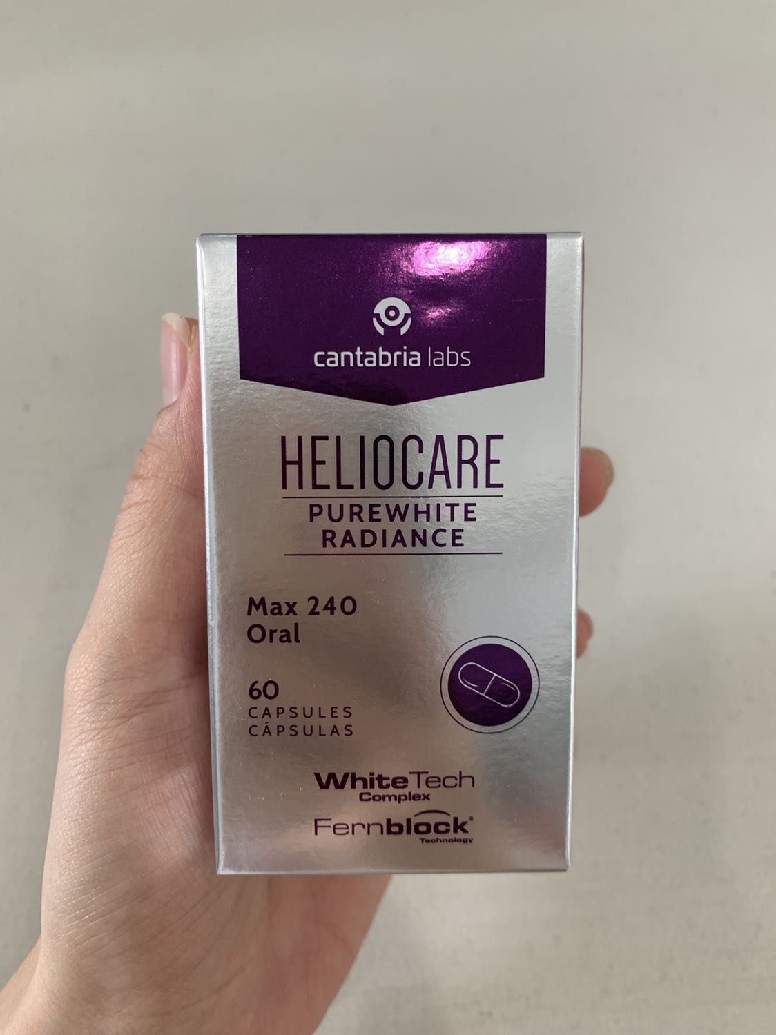 Viên uống trắng da Heliocare Purewhite Radiance Max 240 - Hỗ trợ làm đều màu da, tăng sinh collagen, 60 viên, làm đẹp tự nhiên.