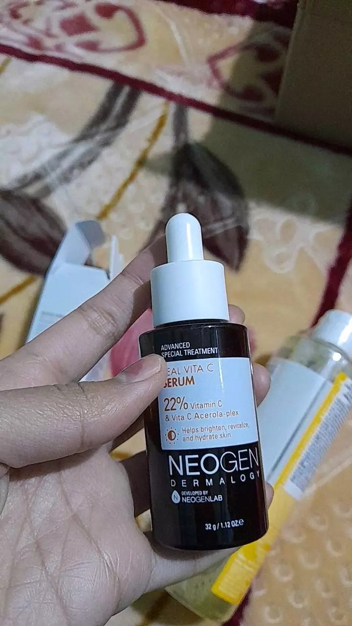 Tinh Chất Làm Sáng Da Neogen Real Vita C Serum 22% - Serum Mờ Thâm, Dưỡng Trắng Da, Phù Hợp Với Da Nhạy Cảm, Chiết Xuất Từ Trái Cây 32g