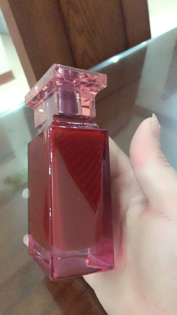 Nước hoa Tom Ford Lost Cherry EDP Unisex - Mùi hương quả anh đào ngọt ngào, quyến rũ cho cả nam và nữ, 50ml