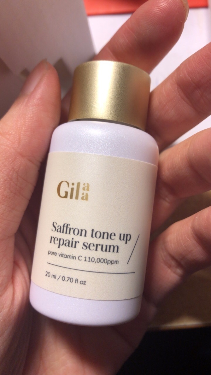 Bộ đôi serum và kem dưỡng sạc nước Gilaa Saffron - Dưỡng trắng, cấp ẩm, nuôi dưỡng da hiệu quả, được chứng nhận KFDA, 20ml + 300g