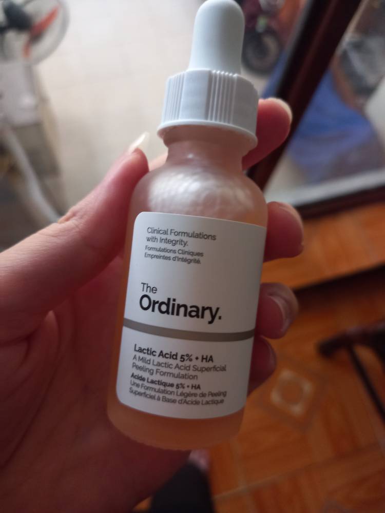 Serum The Ordinary Acid Lactic 5% + HA 30ml - Tẩy Da Chết, Cấp Nước, Làm Sáng Da, Giảm Nếp Nhăn, Dưỡng Ẩm Da Mịn Màng