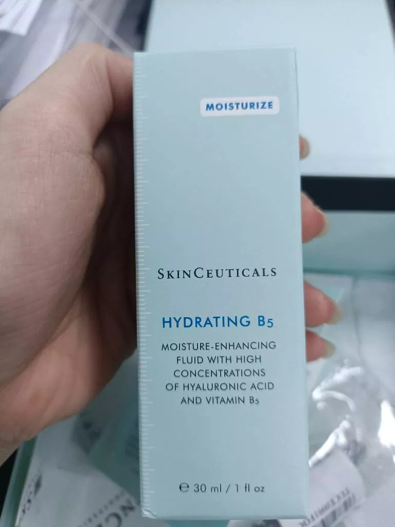Serum Dưỡng Ẩm Skinceuticals Hydrating B5 - Vitamin B5 và Hyaluronic Acid Giúp Phục Hồi Da Nhạy Cảm, Trẻ Trung, Mịn Màng